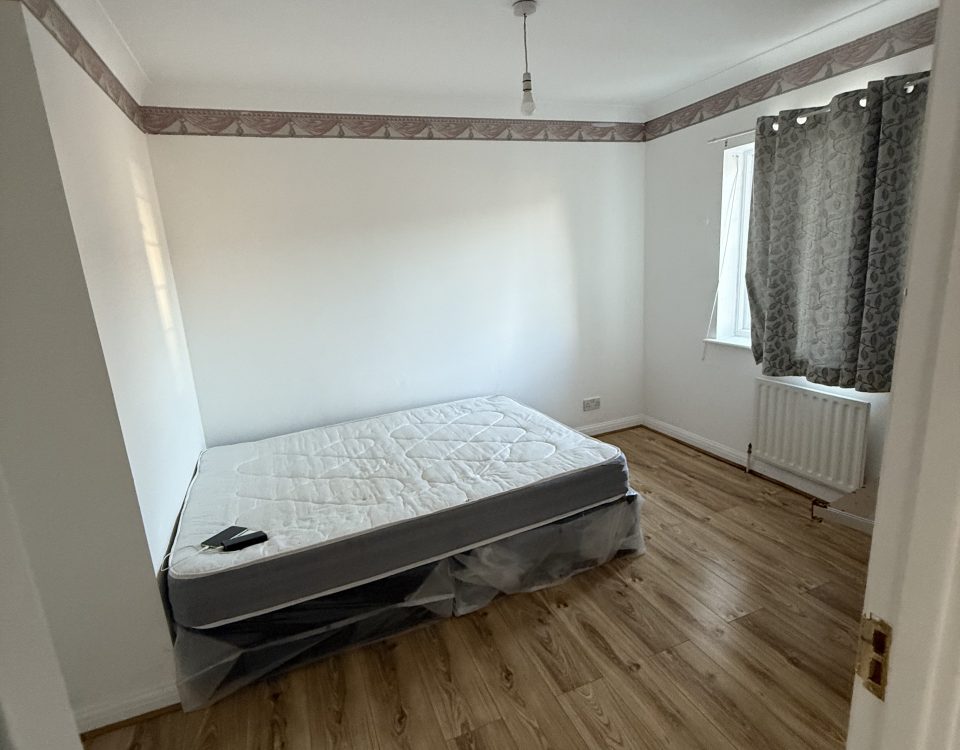 3 bedroom Feltham